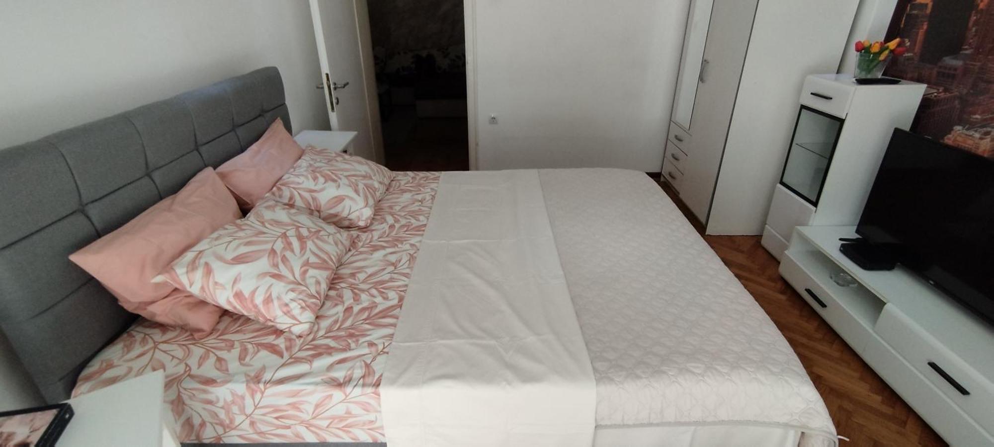 White Night City Center Apartman 贝尔格莱德 外观 照片