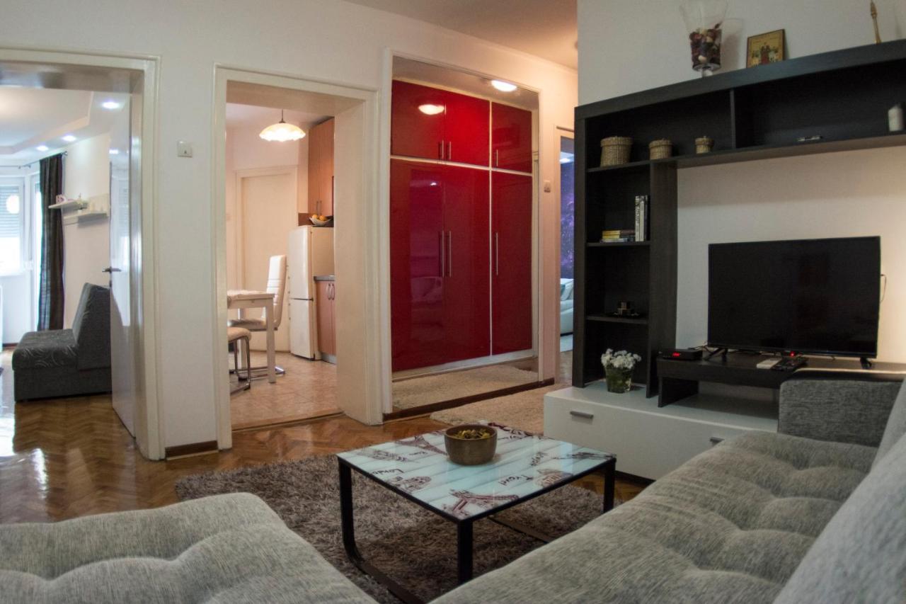 White Night City Center Apartman 贝尔格莱德 外观 照片